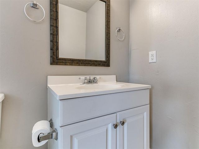 1617 Avondale Drive, Norman, OK 73069