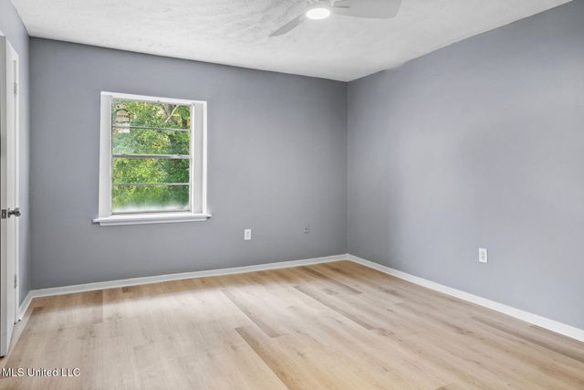2475 Greenfield Avenue, Jackson, MS 39213