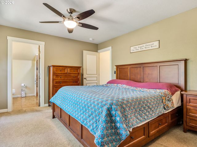 1077 Sw RIDGE Rd, Warrenton, OR 97146