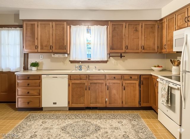 5364 Burlawn Street NW, Canton, OH 44708