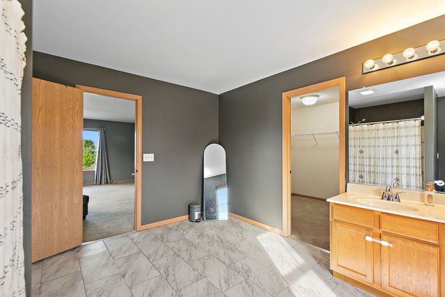 3202 Brookside Way, Wonder Lake, IL 60097