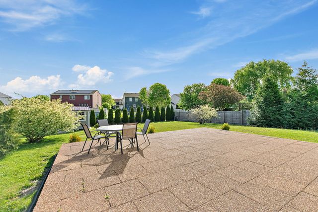 3202 Brookside Way, Wonder Lake, IL 60097