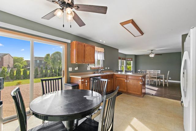 3202 Brookside Way, Wonder Lake, IL 60097