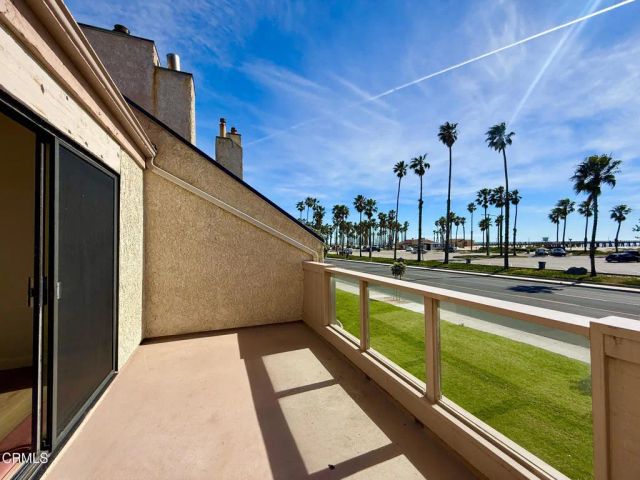 574 Island View Circle, Port Hueneme, CA 93041