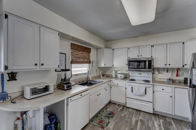 4510 PATRIOT LN, Rapid City, SD 57701