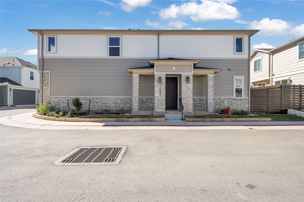 9312 Curious Squirrel ST, Austin, TX 78744