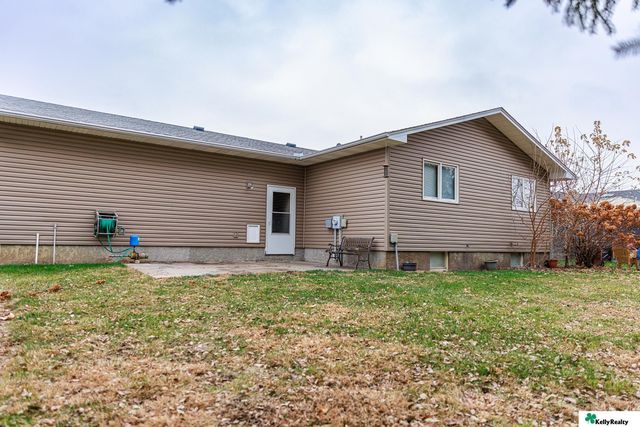2956 2nd Avenue, Columbus, NE 68601