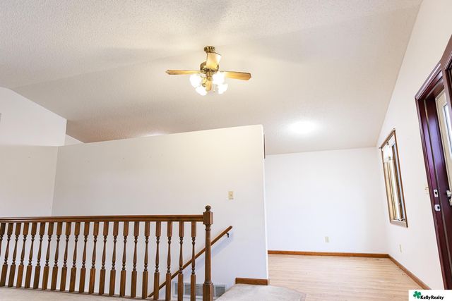 2956 2nd Avenue, Columbus, NE 68601