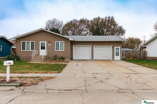 2956 2nd Avenue, Columbus, NE 68601
