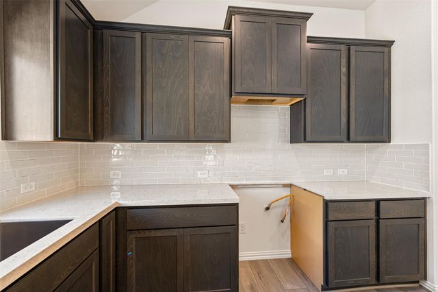 209 Cross Gable Lane, Dayton, TX 77535