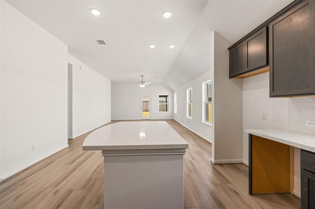 209 Cross Gable Lane, Dayton, TX 77535