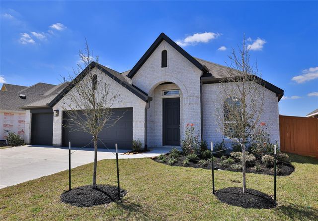 209 Cross Gable Lane, Dayton, TX 77535