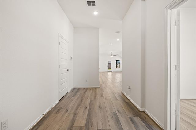 209 Cross Gable Lane, Dayton, TX 77535