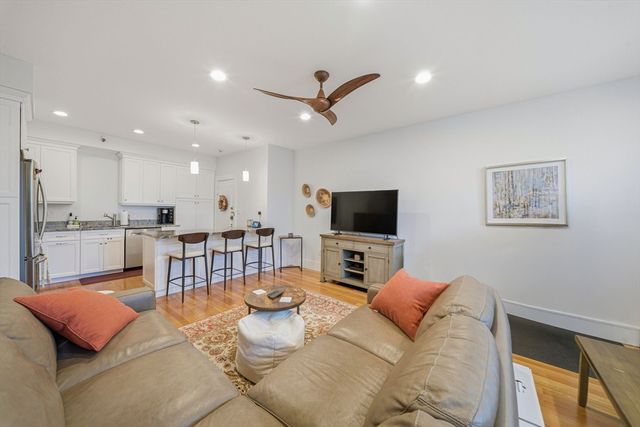 286 Beacon 2, Boston, MA 02116