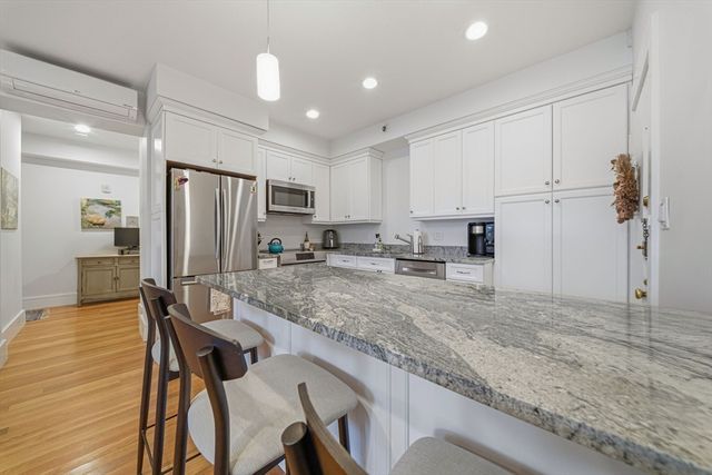 286 Beacon 2, Boston, MA 02116