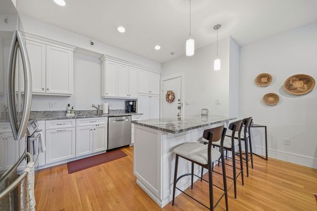 286 Beacon 2, Boston, MA 02116