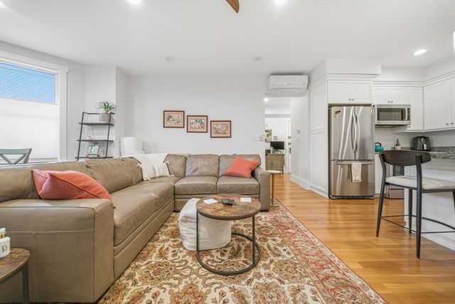 286 Beacon 2, Boston, MA 02116