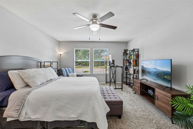 302 Wright Avenue, Rockwall, TX 75032