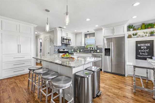 302 Wright Avenue, Rockwall, TX 75032