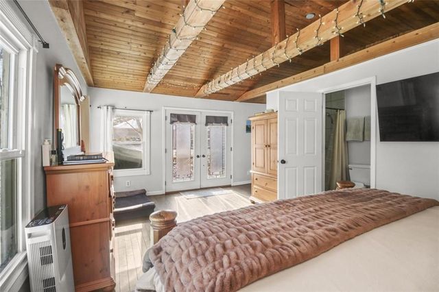 1215 BERRY Road, Independence, MO 64057