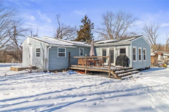 1215 BERRY Road, Independence, MO 64057