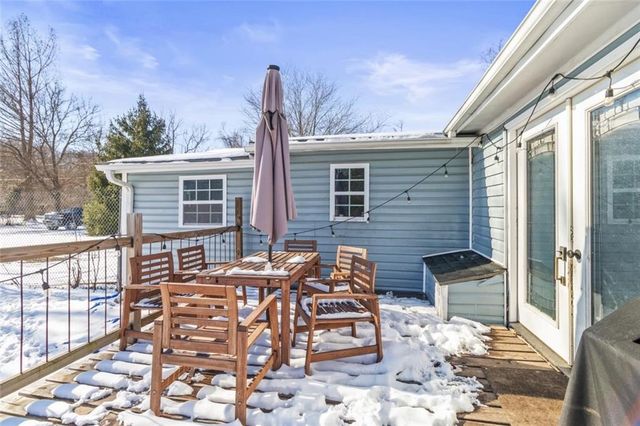 1215 BERRY Road, Independence, MO 64057