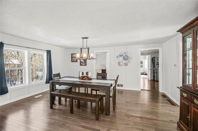 1215 BERRY Road, Independence, MO 64057