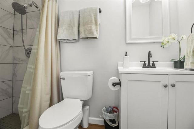 1215 BERRY Road, Independence, MO 64057