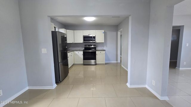 3914 BARMER Drive, Jacksonville, FL 32210