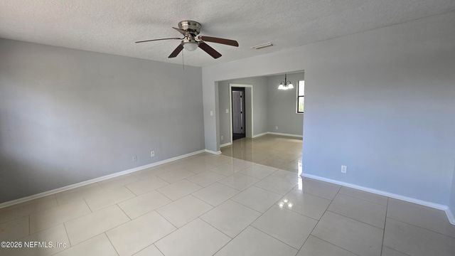 3914 BARMER Drive, Jacksonville, FL 32210