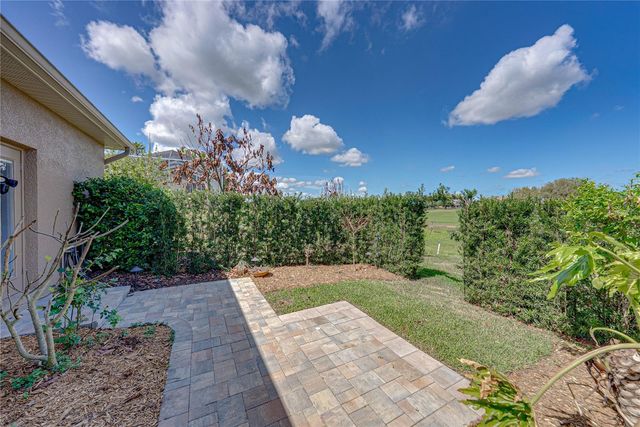 34321 SAHALEE LOOP, Dade City, FL 33525