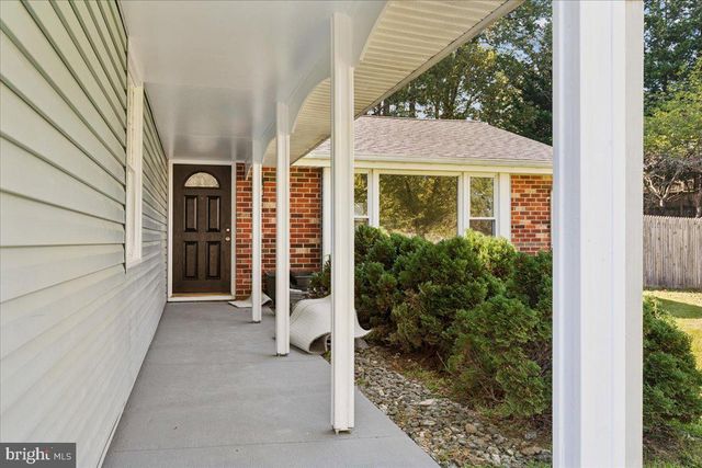 5614 DANIEL CIR, Waldorf, MD 20601