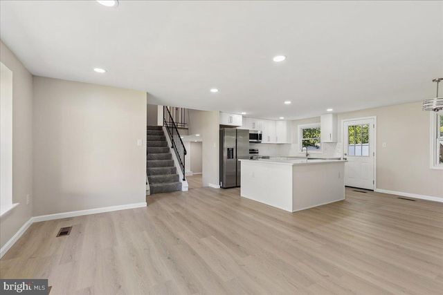 5614 DANIEL CIR, Waldorf, MD 20601