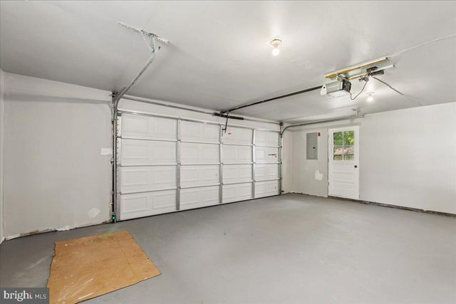 5614 DANIEL CIR, Waldorf, MD 20601