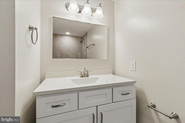 5614 DANIEL CIR, Waldorf, MD 20601