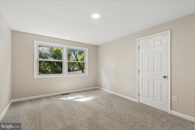 5614 DANIEL CIR, Waldorf, MD 20601