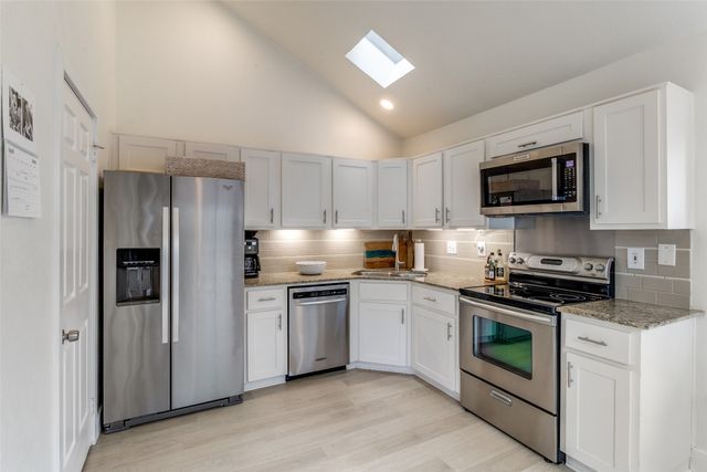 1417 Mccoy Street, Dallas, TX 75204