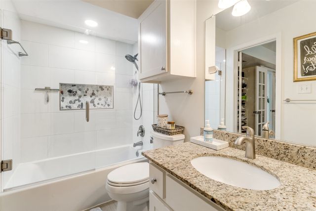 1417 Mccoy Street, Dallas, TX 75204