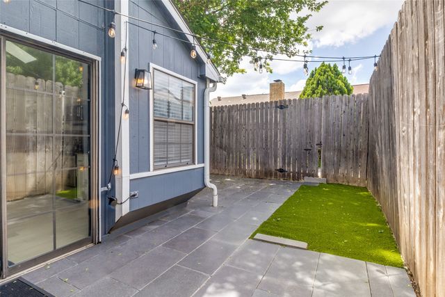 1417 Mccoy Street, Dallas, TX 75204