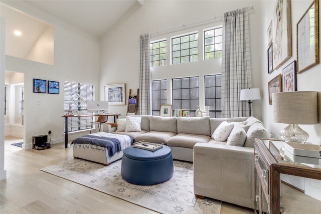 1417 Mccoy Street, Dallas, TX 75204