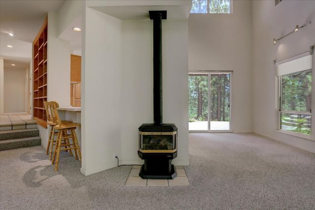 16934 Indian Flat Rd, Nevada City, CA 95959