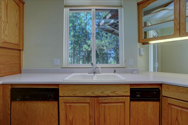 16934 Indian Flat Rd, Nevada City, CA 95959
