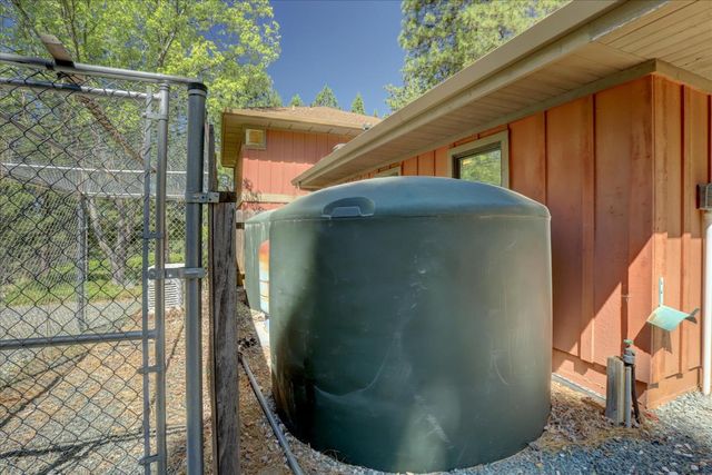16934 Indian Flat Rd, Nevada City, CA 95959