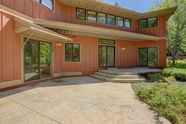 16934 Indian Flat Rd, Nevada City, CA 95959