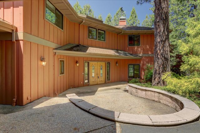 16934 Indian Flat Rd, Nevada City, CA 95959