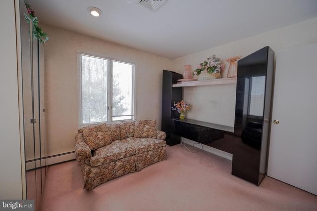 501 FLORA CIR, Springfield, PA 19064