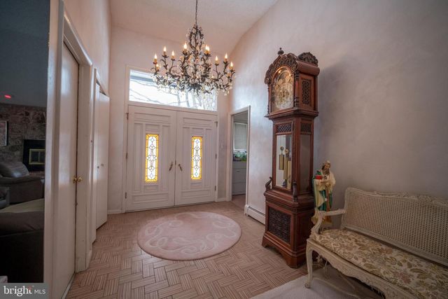 501 FLORA CIR, Springfield, PA 19064