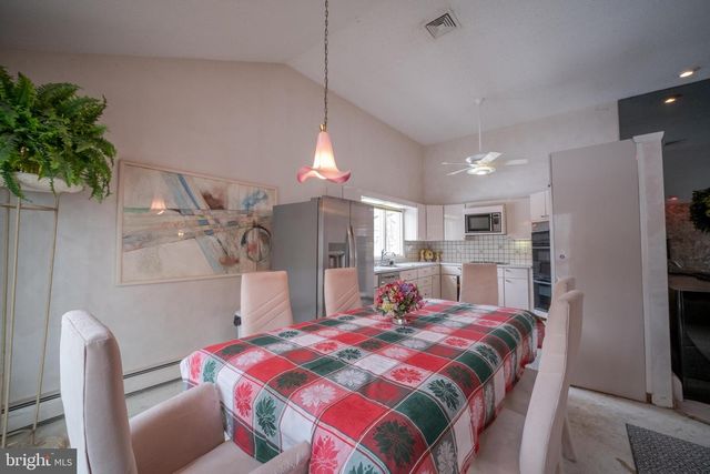 501 FLORA CIR, Springfield, PA 19064