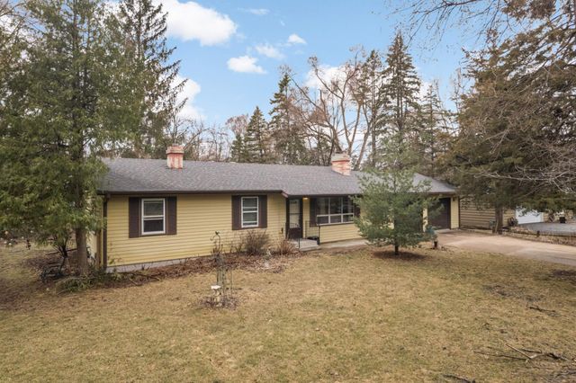1580 Ramada Avenue S, Lakeland, MN 55043
