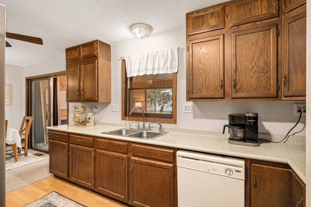 1580 Ramada Avenue S, Lakeland, MN 55043